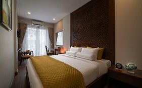 Hanoi Lakeside Premium Hotel&Travel
